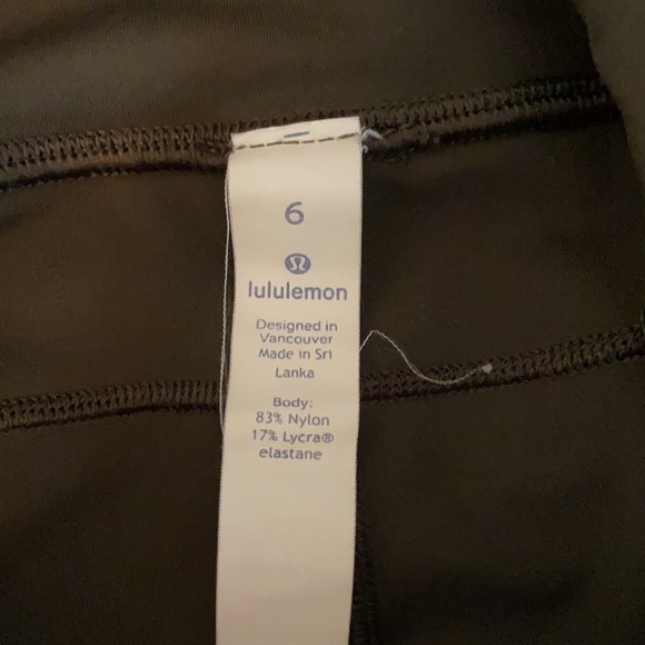 Lululemon Fast & Free Crop II - Picture 5 of 12